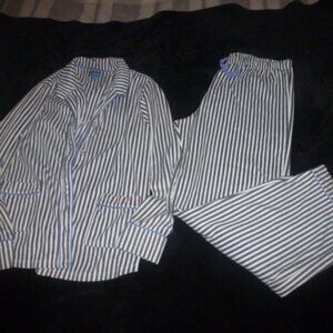 Simply Vera womens pajama set Gray/ White stripes - Size XL